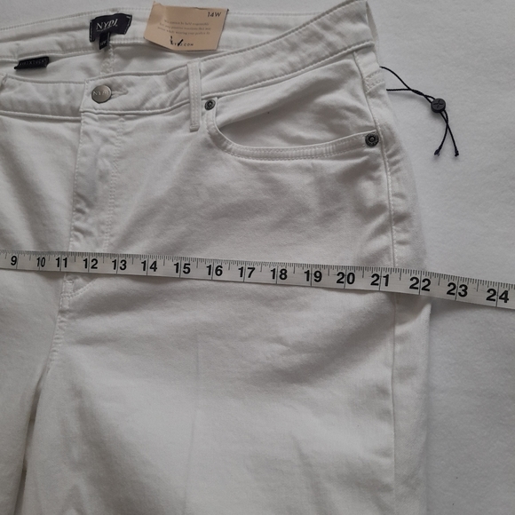 New NYDJ Lift X Tuck Technology High-Rise Wide Leg Jeans/pants - Picture 9 of 15